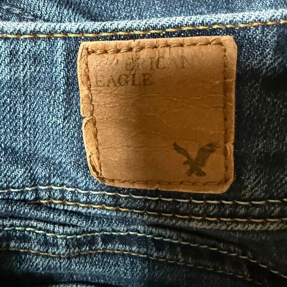 American Eagle Low Rise Slim Boot Cut Jeans SZ 8 Dark Wash Y2K - Picture 4 of 11